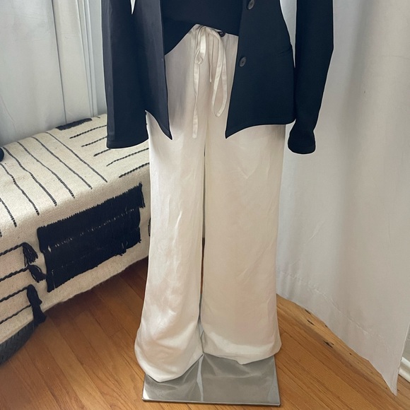 The Row designer draw string linen women’s pants size Small - Picture 2 of 9